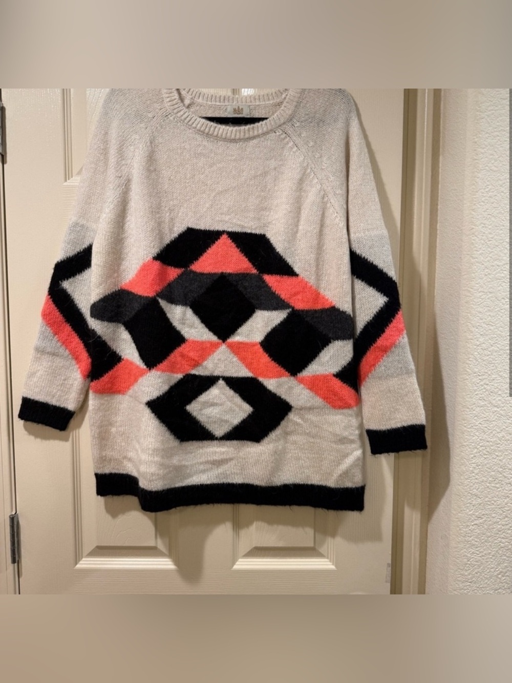 River Island Black & Pink Graphic Crew Neck Sweater 10 Cozy Knit Pullover